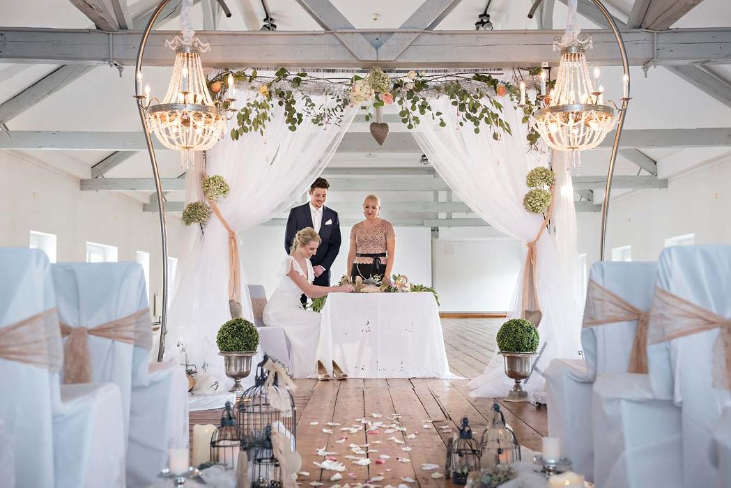 Blumen & Deko Roschmann, Hauptstraße in Oberwaltersdorf