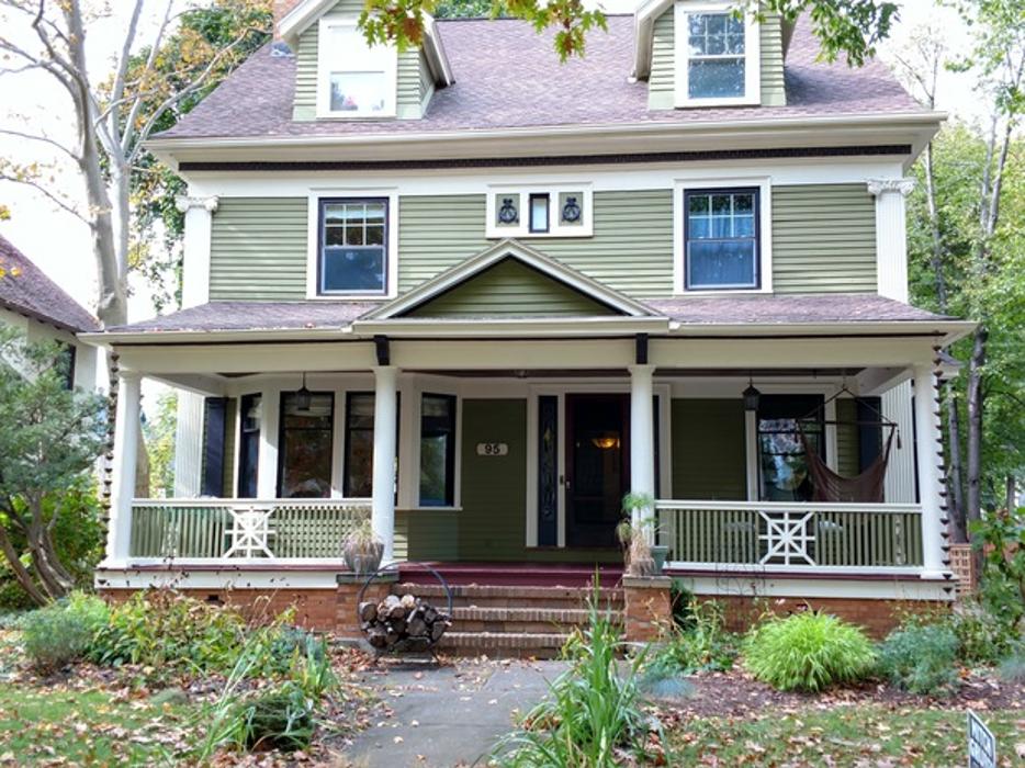 Priced Rite Painting Logo