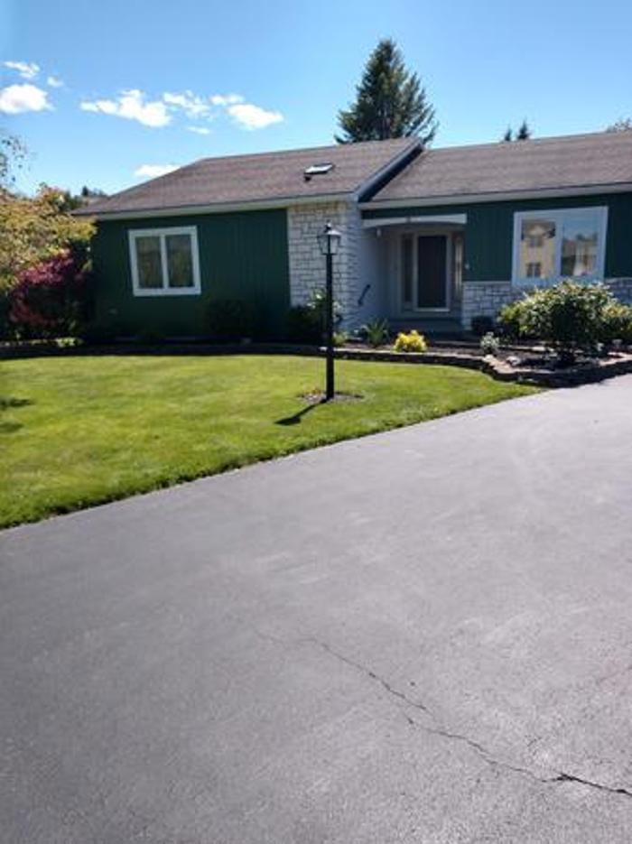 Priced Rite Painting Image