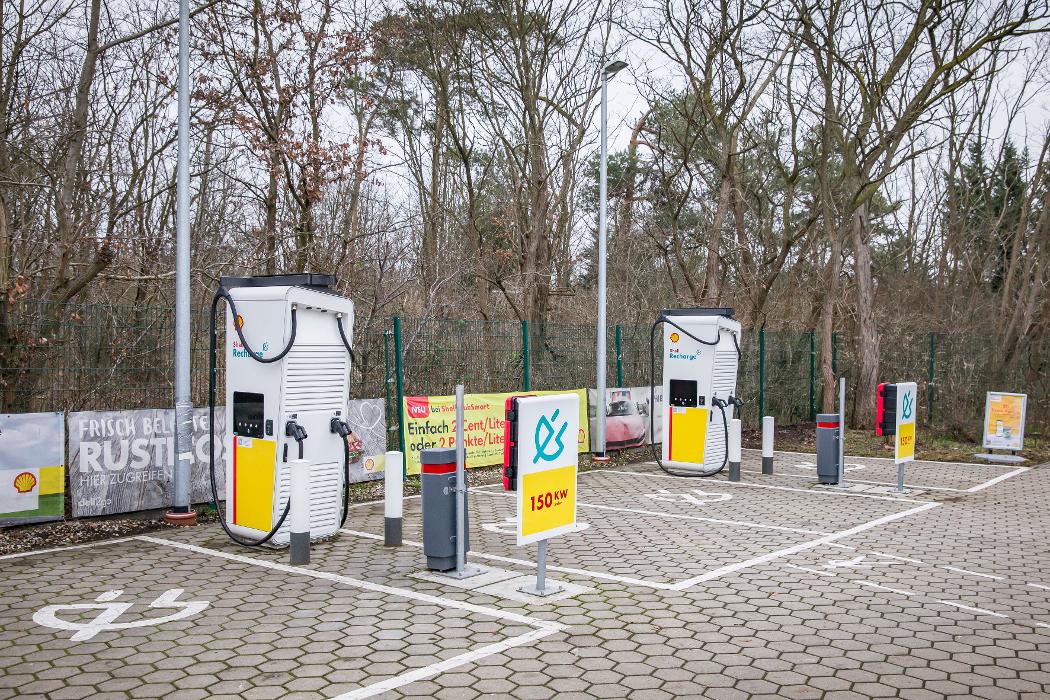 Shell Recharge Charging Station, Schipkauer Straße in Schwarzheide