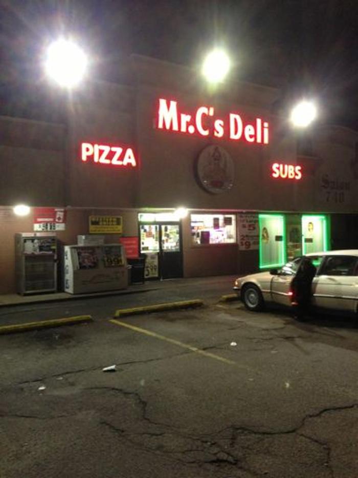 Mr C's Deli & Pizza - Clinton Township, MI