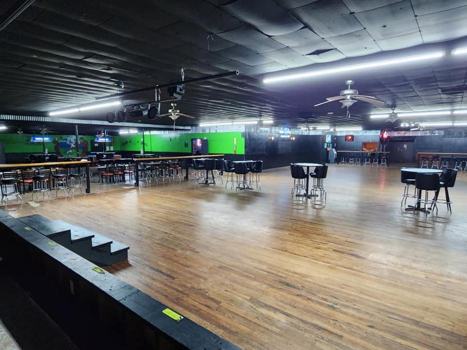 Legends Roadhouse - Wichita Falls, TX