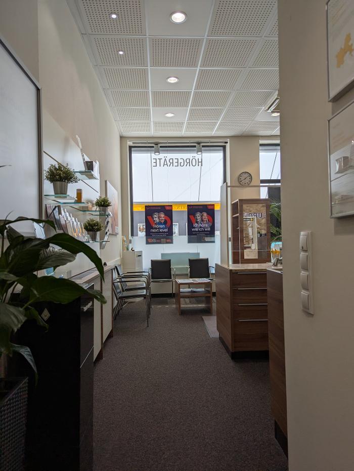 Neuroth - Hörgeräte und Gehörschutz, Hütteldorfer Straße in Wien