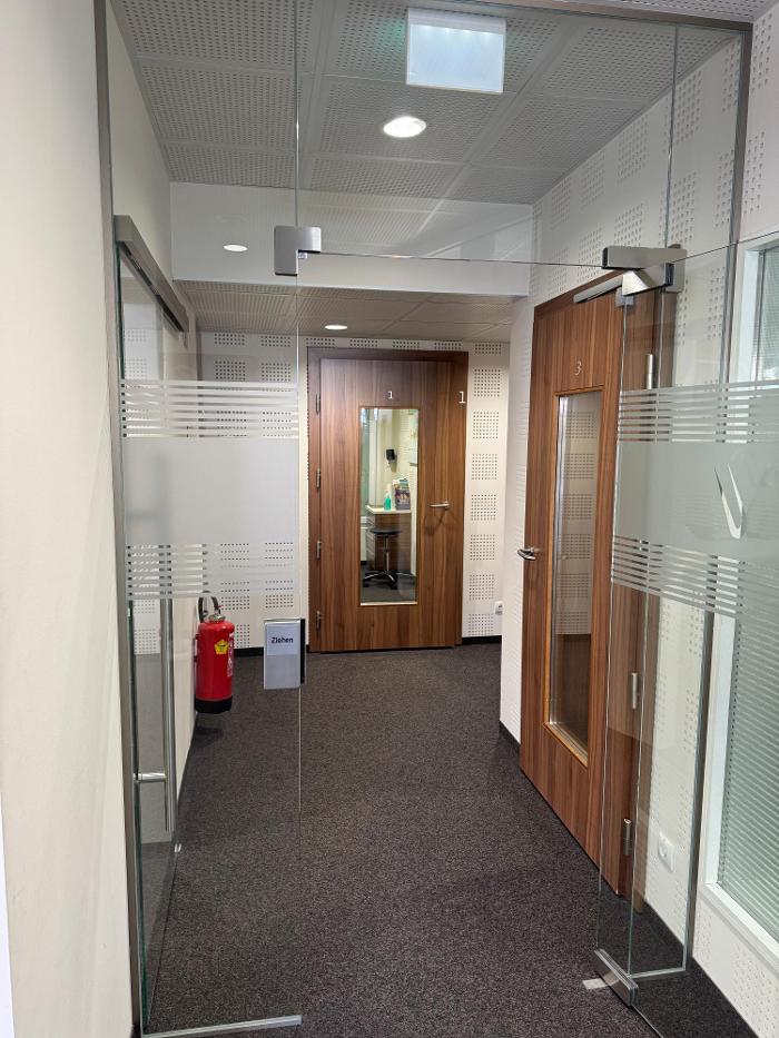 Neuroth - Hörgeräte und Gehörschutz, Posthof, Schrannenplatz in Mödling