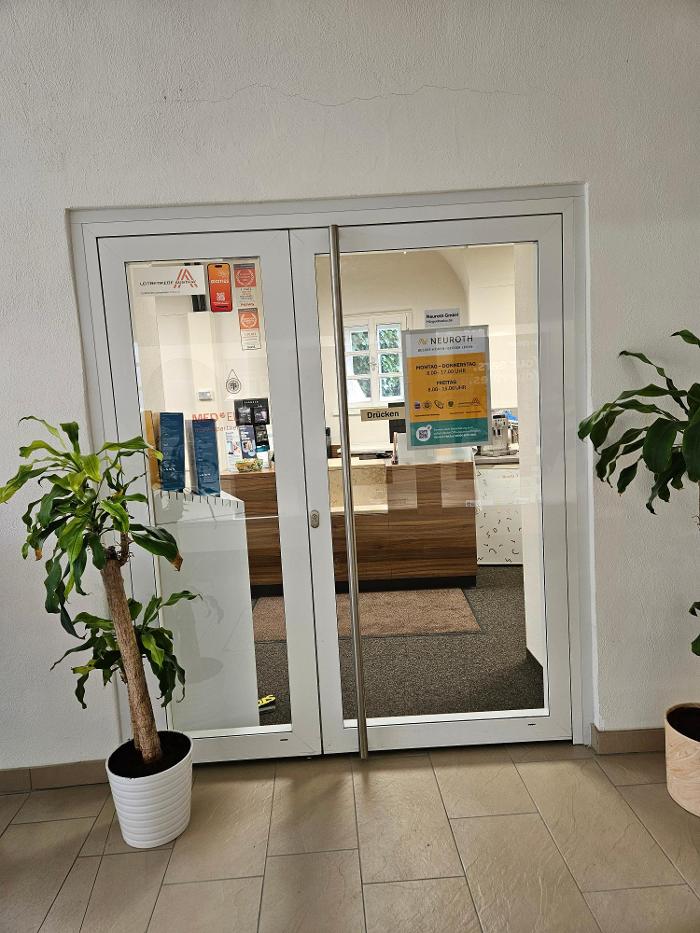Neuroth - Hörgeräte und Gehörschutz, Hauptplatz in Tulln an der Donau