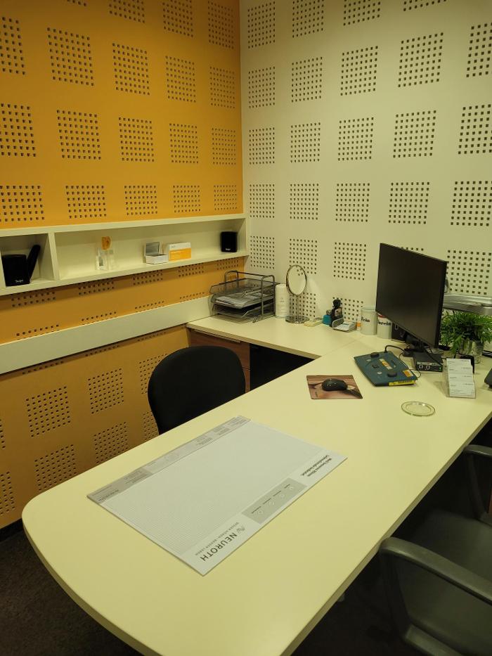 Neuroth - Hörgeräte und Gehörschutz, Hauptplatz in Mistelbach