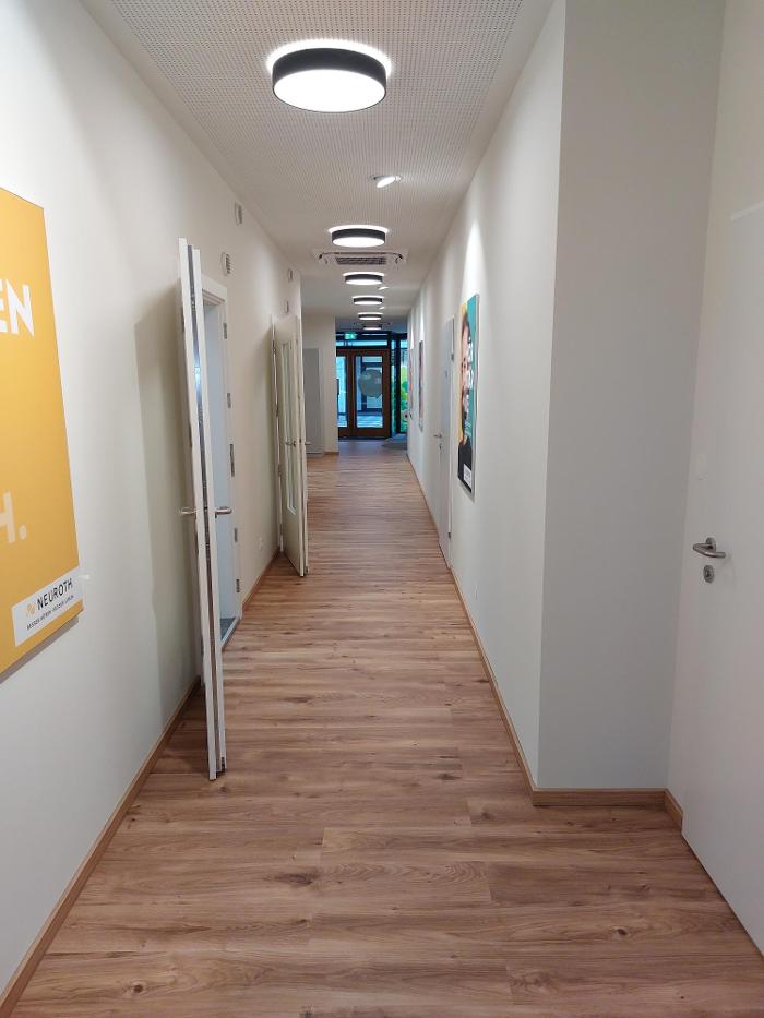 Neuroth - Hörgeräte und Gehörschutz, Herzog-Leopold-Straße in Wiener Neustadt