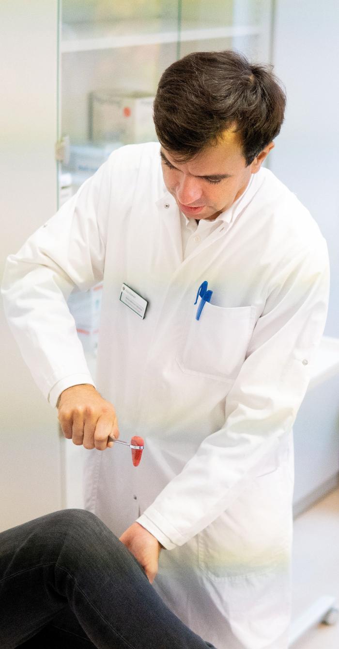 Neurochirurgie im MVZ am Buntzelberg, Höhensteig in Berlin