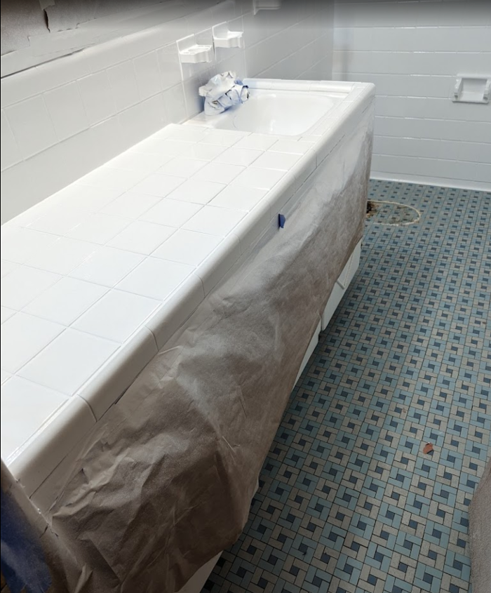 Detroit Tubs LLC - Clinton Township, MI
