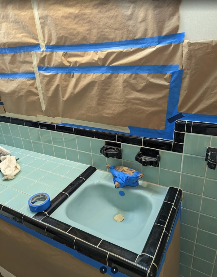 Detroit Tubs LLC - Clinton Township, MI