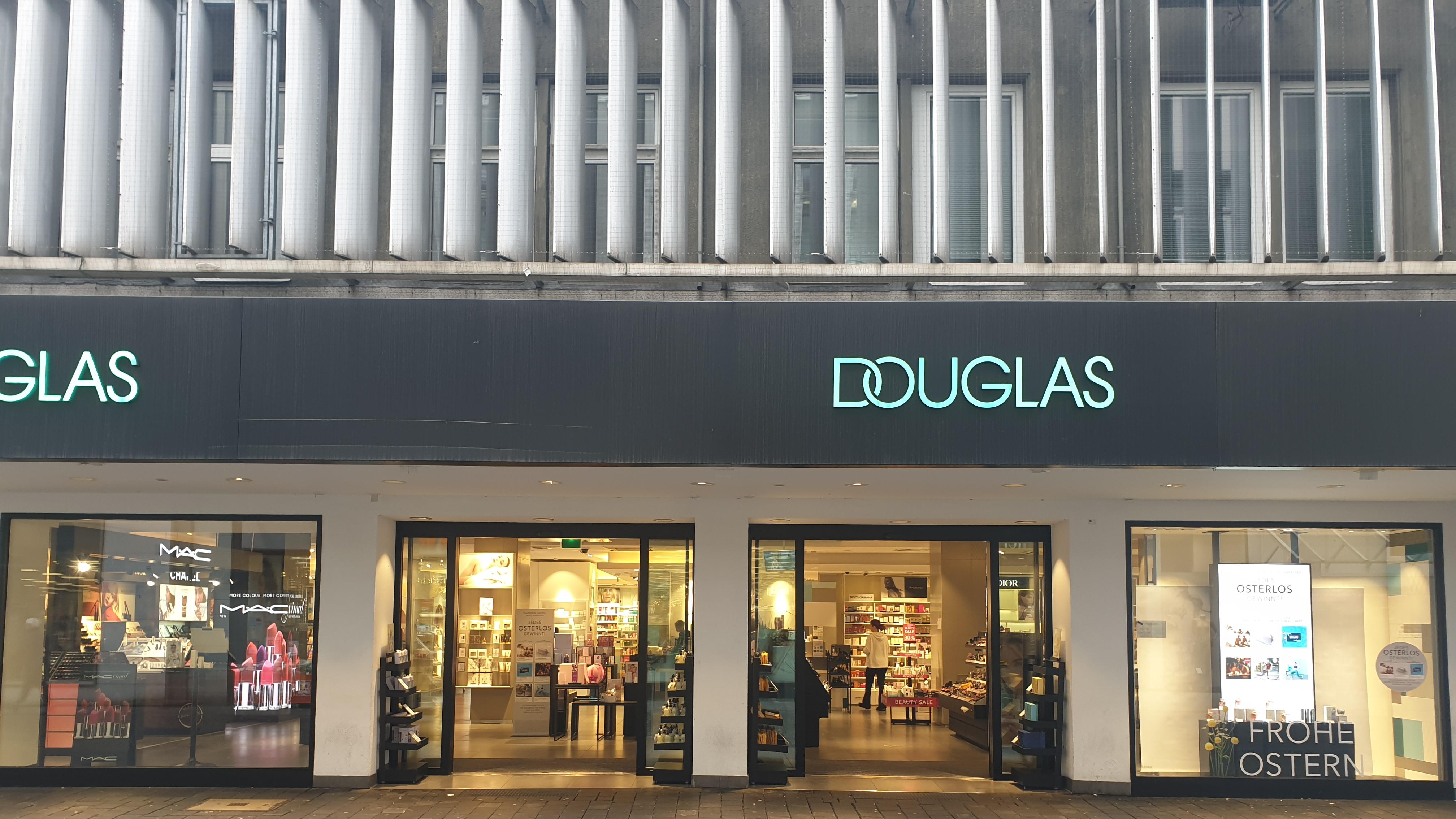 Douglas Bielefeld Bahnhofstraße 14, Bahnhofstraße in Bielefeld