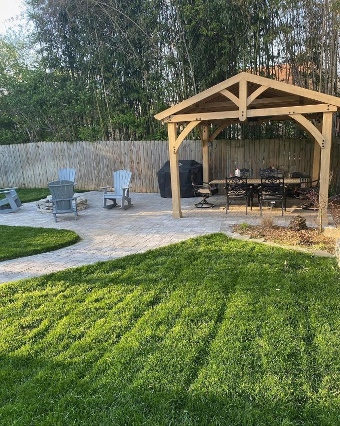 Epperson Landscape, LLC Logo