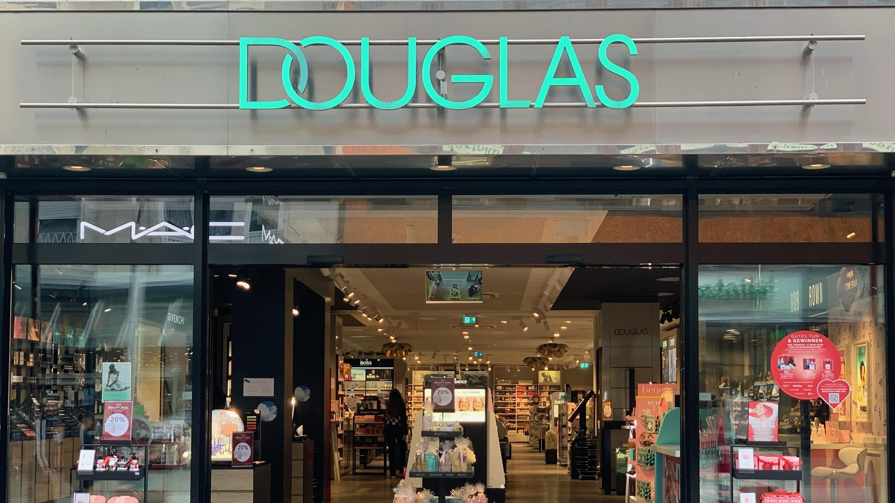 Douglas Mönchengladbach, Hindenburgstraße in Mönchengladbach