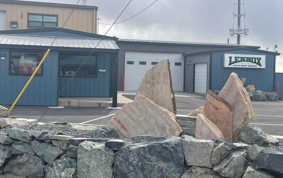 Lennox Auto Body Repair Image