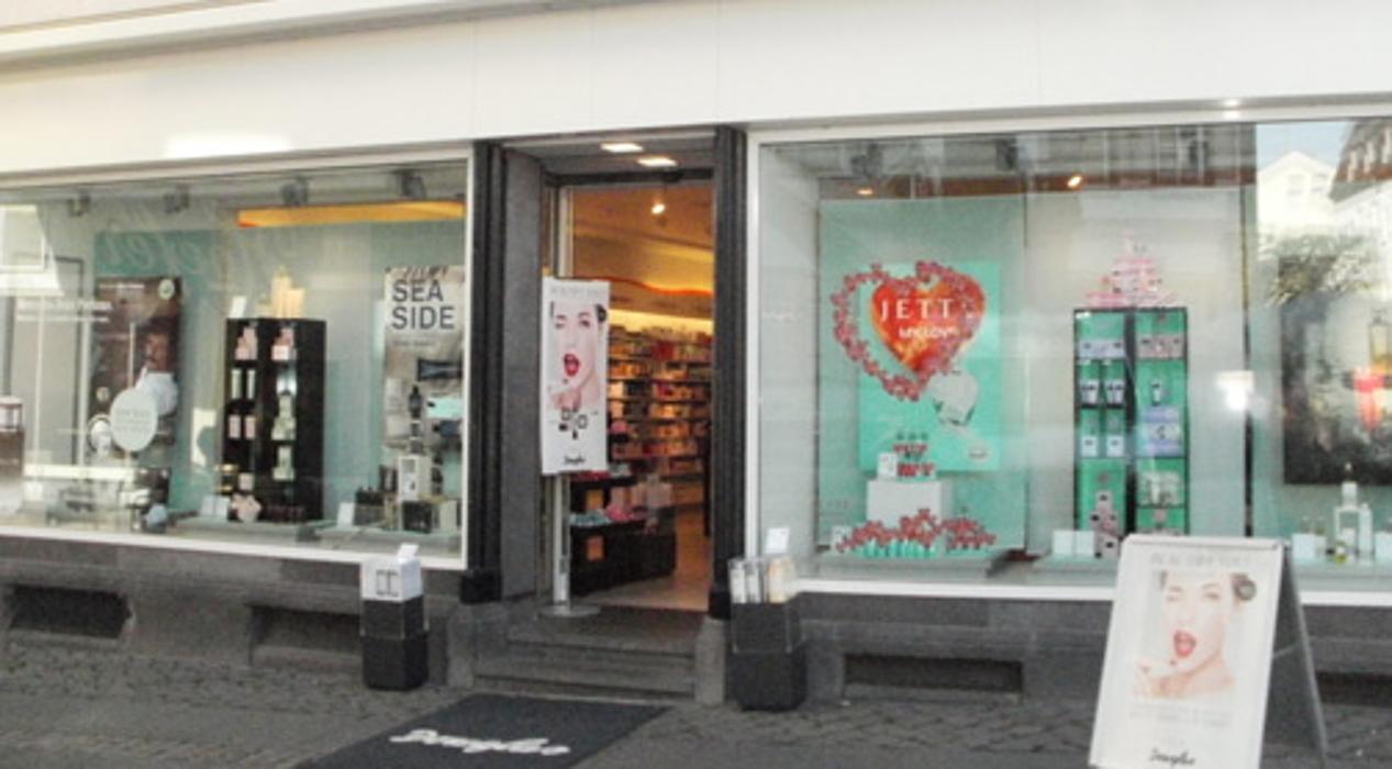 Parfümerie Douglas in Mayen