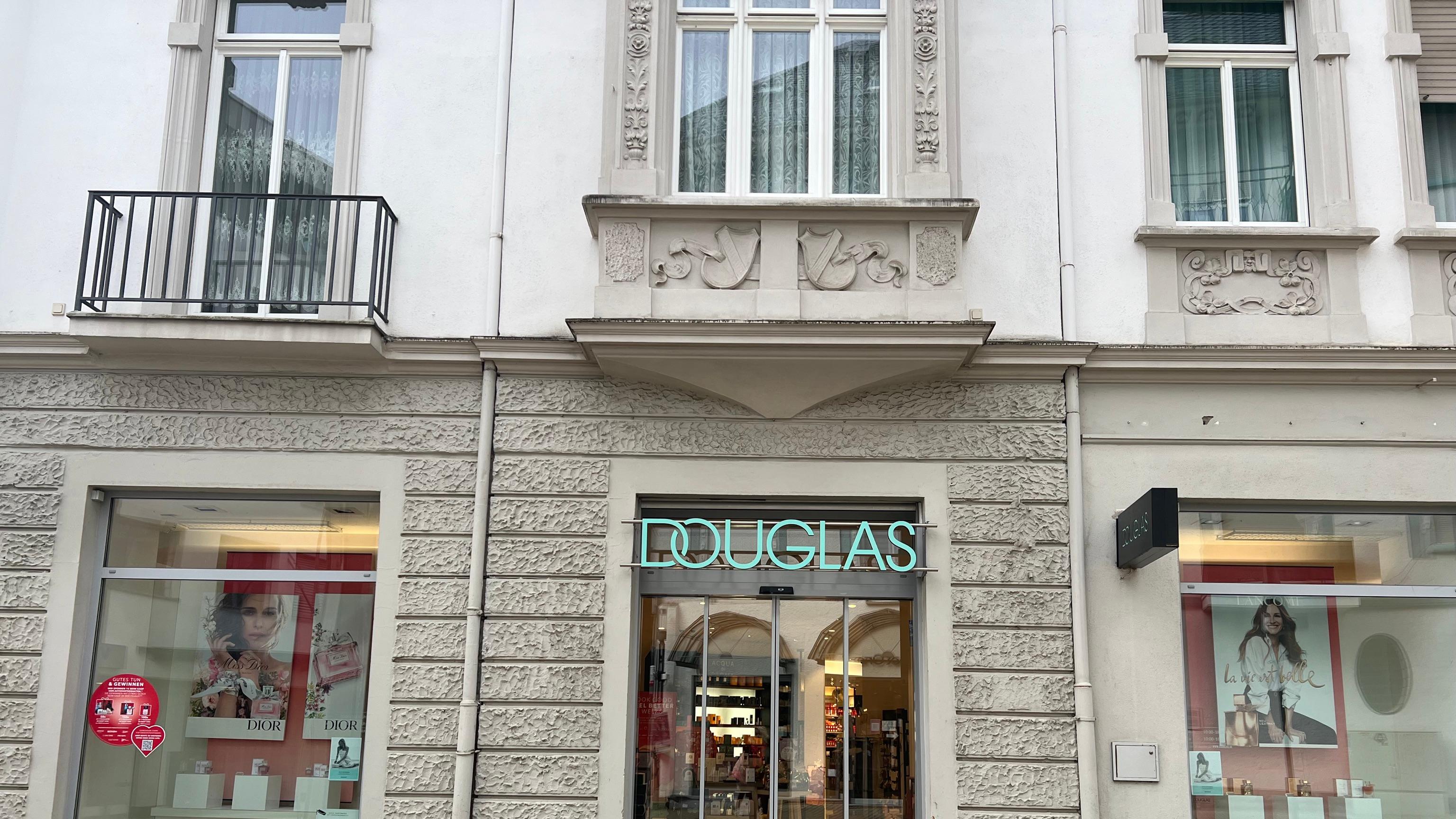 Douglas Bad Nauheim, Stresemannstraße in Bad Nauheim