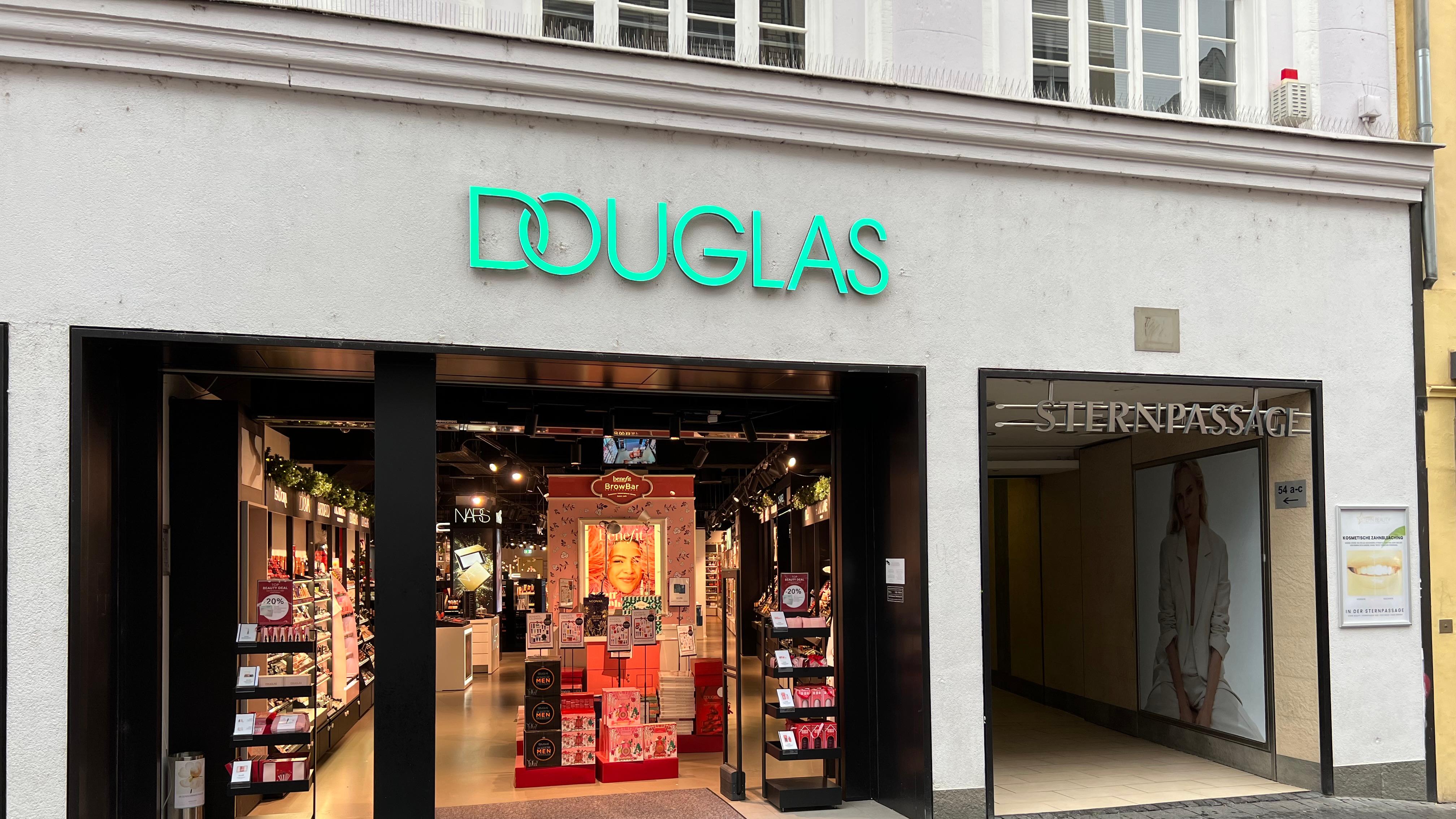 Douglas Bonn Sternstraße, Sternstraße in Bonn