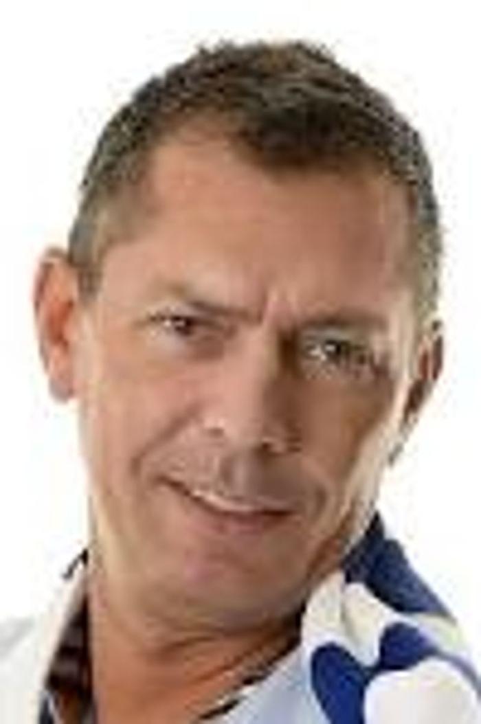 ERGO Versicherung Michael Schlagregen, Düsseldorfer Straße in Duisburg