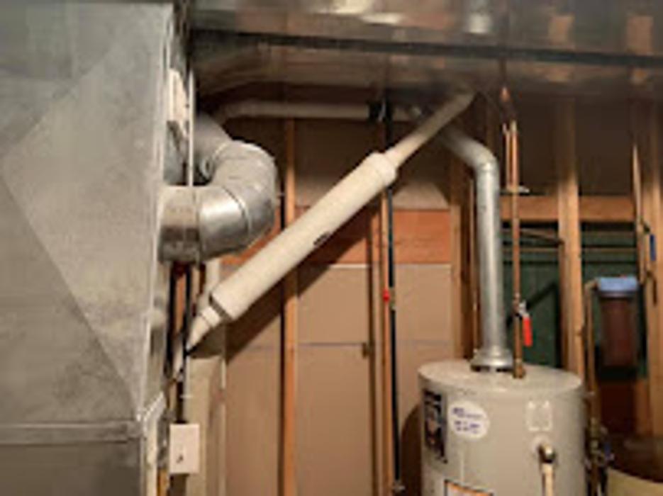 24HR Home Comfort Services Logo