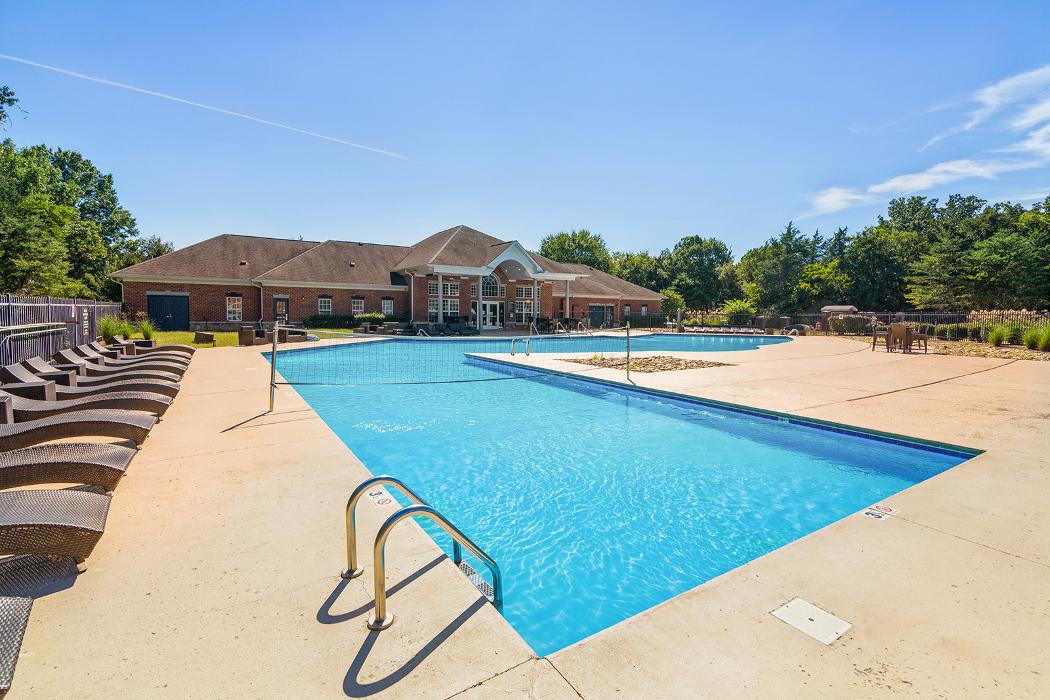 The Dutton Luxury Apartments - Murfreesboro, TN