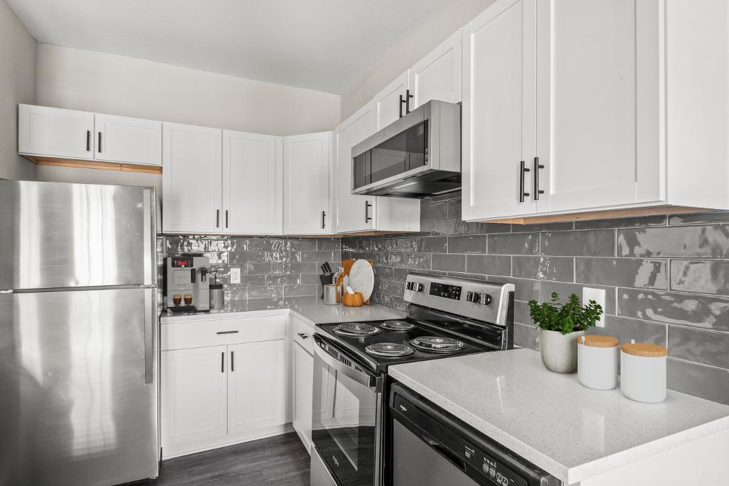 The Dutton Luxury Apartments - Murfreesboro, TN