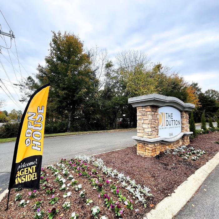 The Dutton Luxury Apartments - Murfreesboro, TN