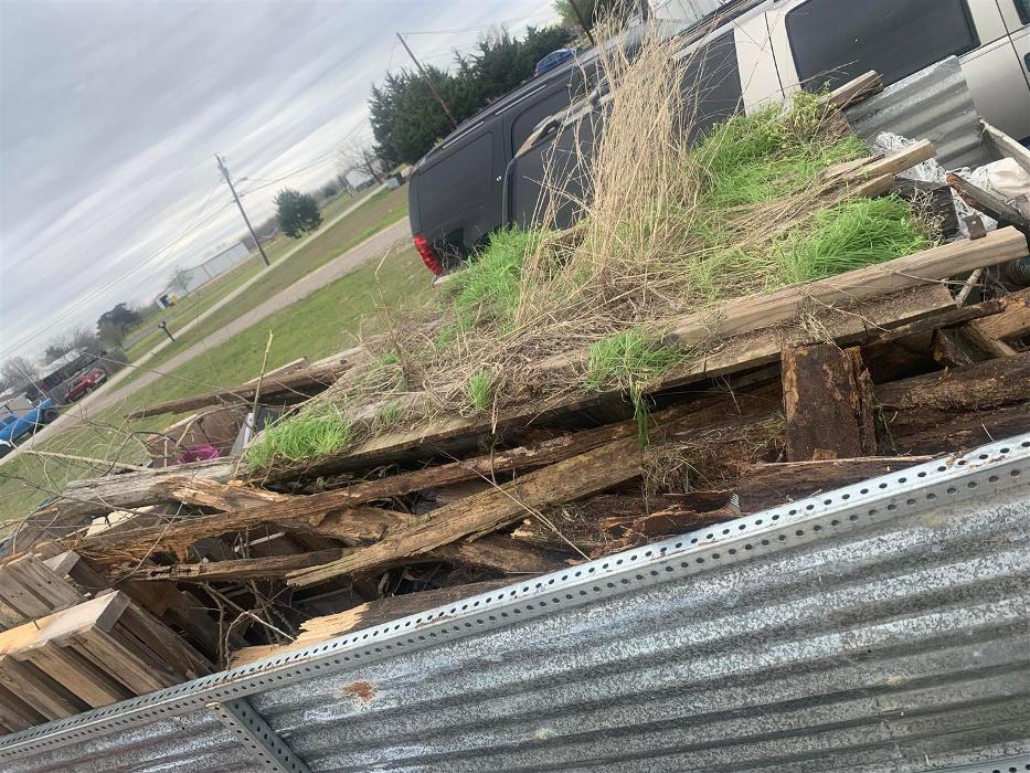 Big Chief Services LLC - Ennis, TX