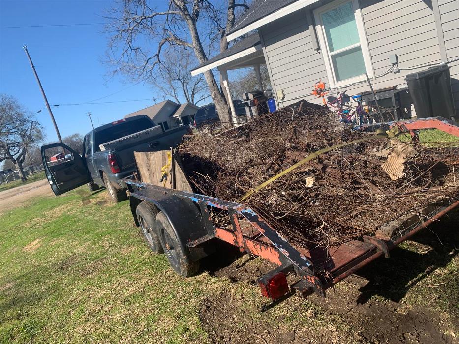 Big Chief Services LLC - Ennis, TX