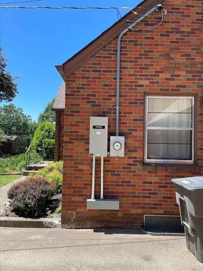 Ark Electrical Services LLC - Waukee, IA