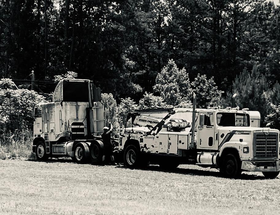 Sow's Ear Towing & Recovery - Waxhaw, NC