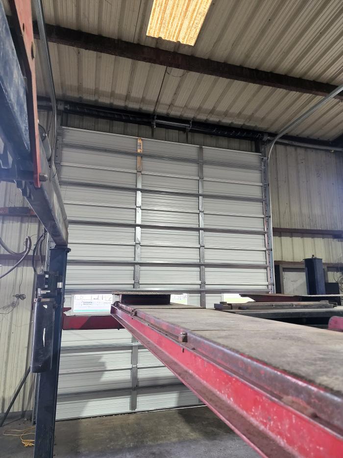 I & M Garage Door Specialists - Rayne, LA