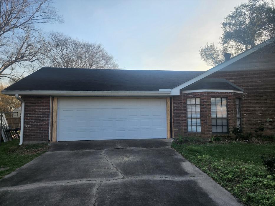 I & M Garage Door Specialists - Rayne, LA
