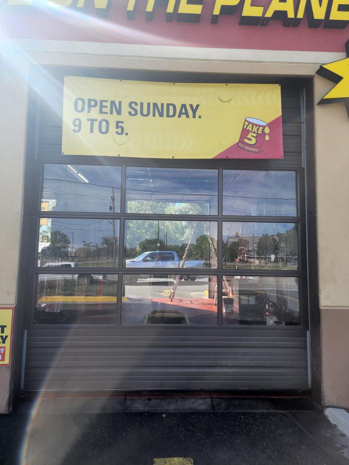 I & M Garage Door Specialists - Rayne, LA