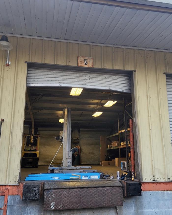 I & M Garage Door Specialists - Rayne, LA