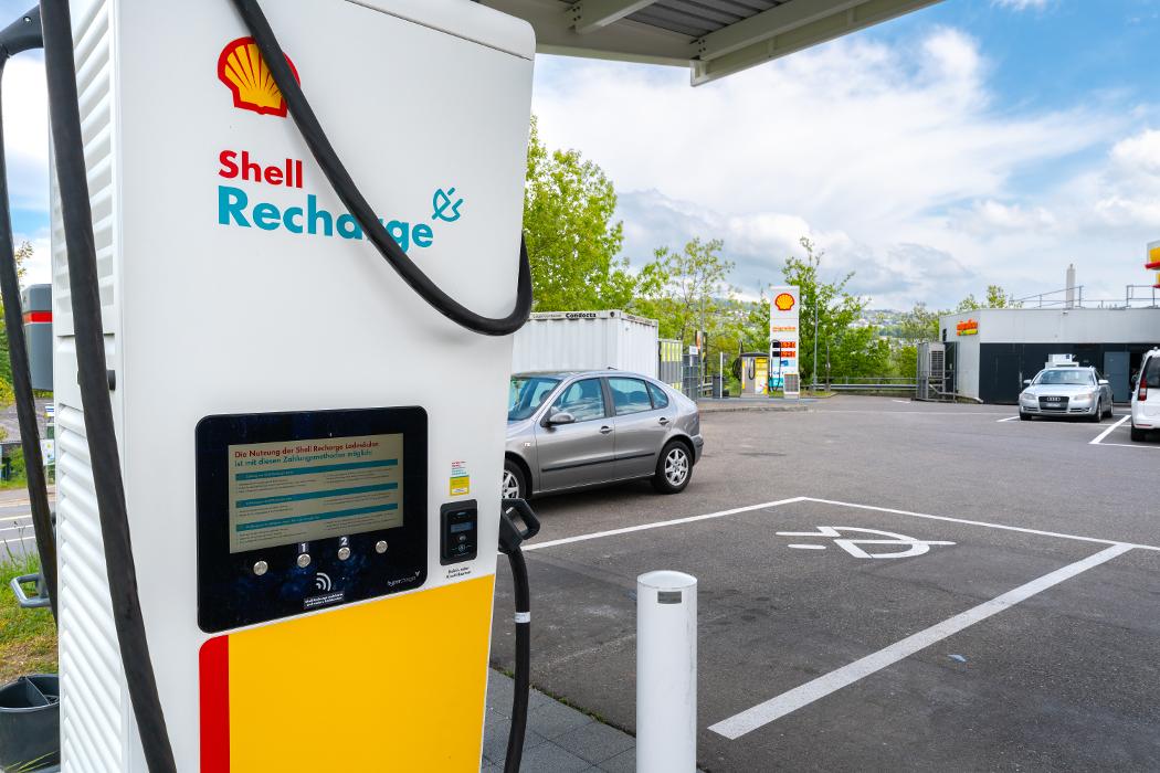 Shell Recharge Charging Station, Wohlerstrasse in Bremgarten