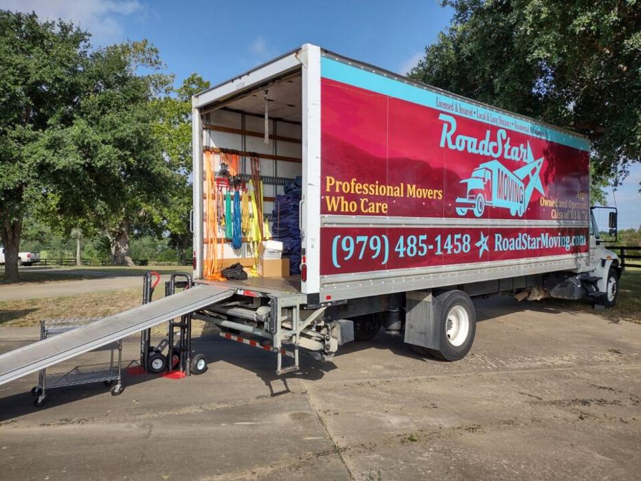 RoadStar Moving - College Station, TX