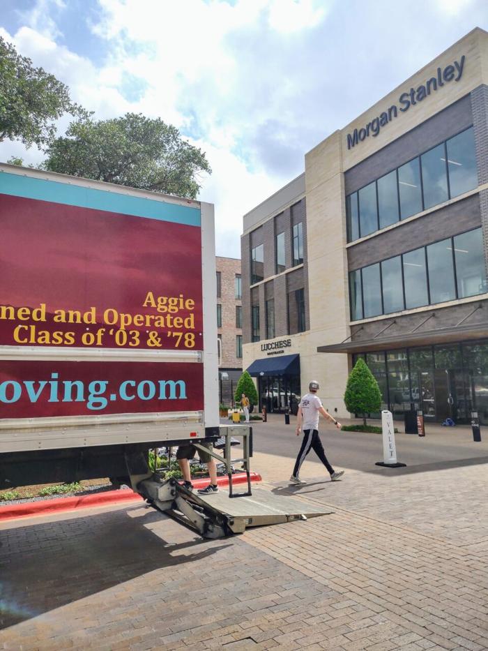 RoadStar Moving - College Station, TX