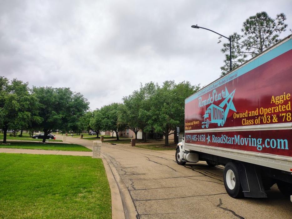 RoadStar Moving - College Station, TX