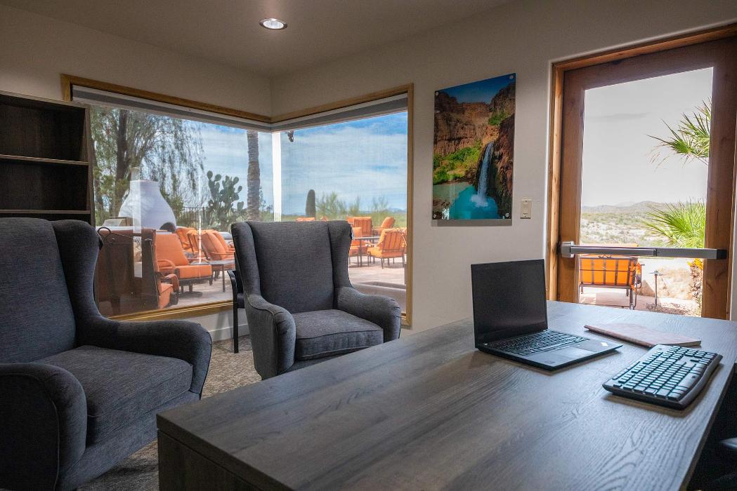 The Meadows Adolescent Center - Morristown, AZ