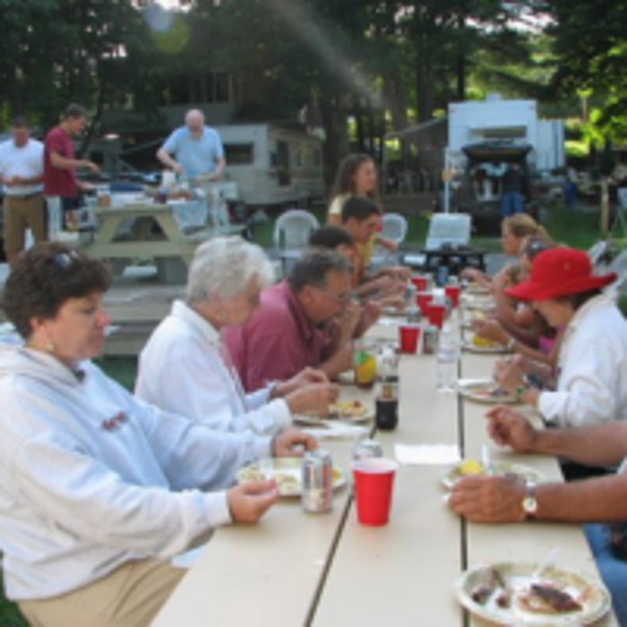 Riverside Family Campground - Modern America - Wells, ME