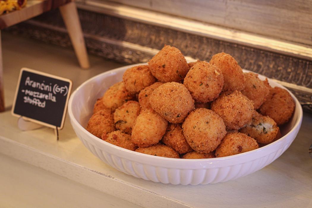 Modern Elegance Chefs - Lorain, OH