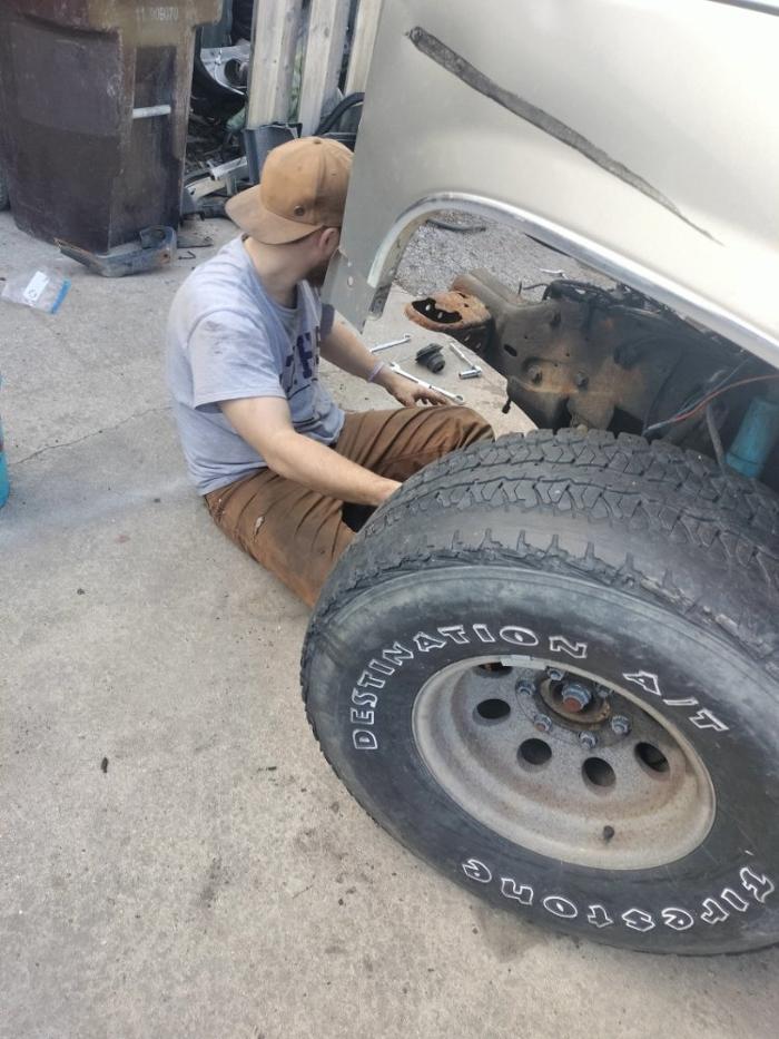 M&M Auto Repair - Fisher, IL