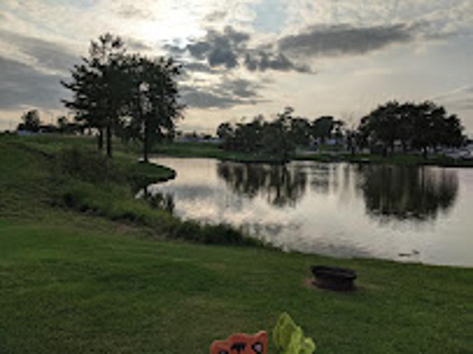 Catfish Place Campgrounds - Arbela, MO