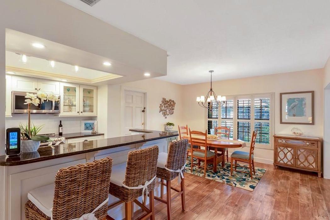 Alex MacWilliam Real Estate - Vero Beach, FL