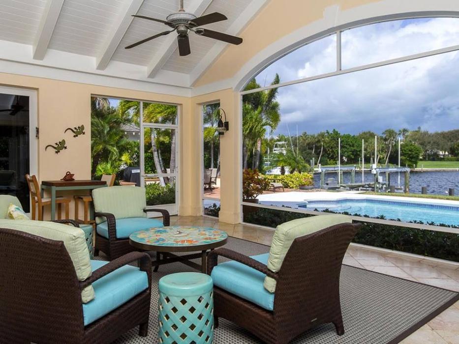 Alex MacWilliam Real Estate - Vero Beach, FL