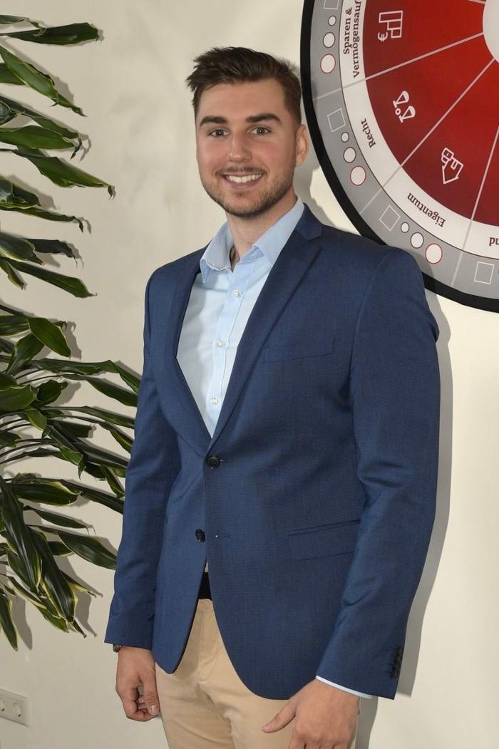 ERGO Versicherung Oberhausen - Stanislaw Parfimczyk, Postweg in Oberhausen