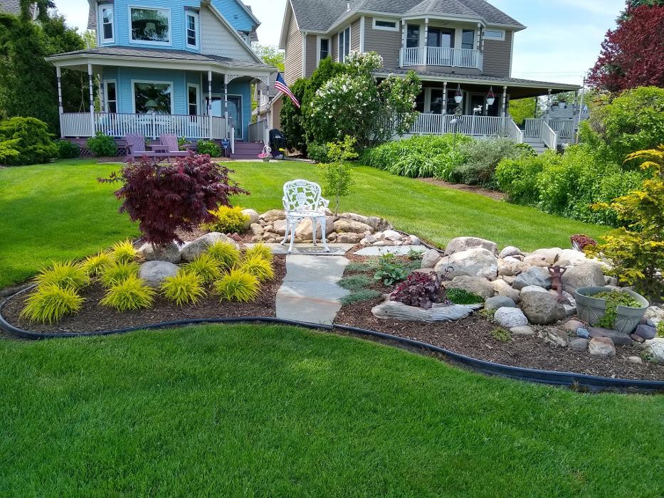 Birchcrest Tree & Landscape Image