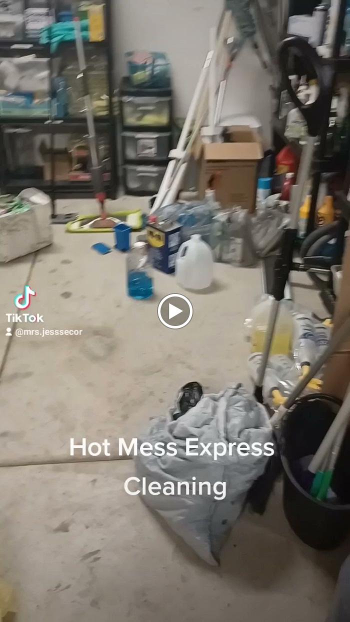 Hot Mess Express Cleaning - Fort Mohave, AZ