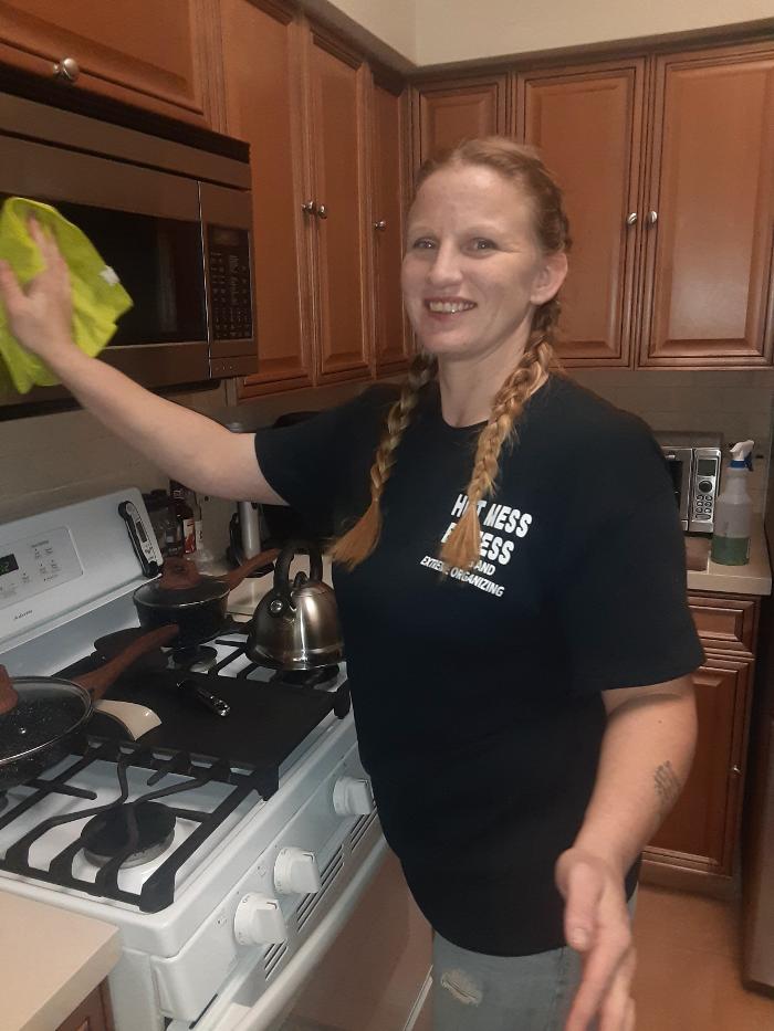 Hot Mess Express Cleaning - Fort Mohave, AZ