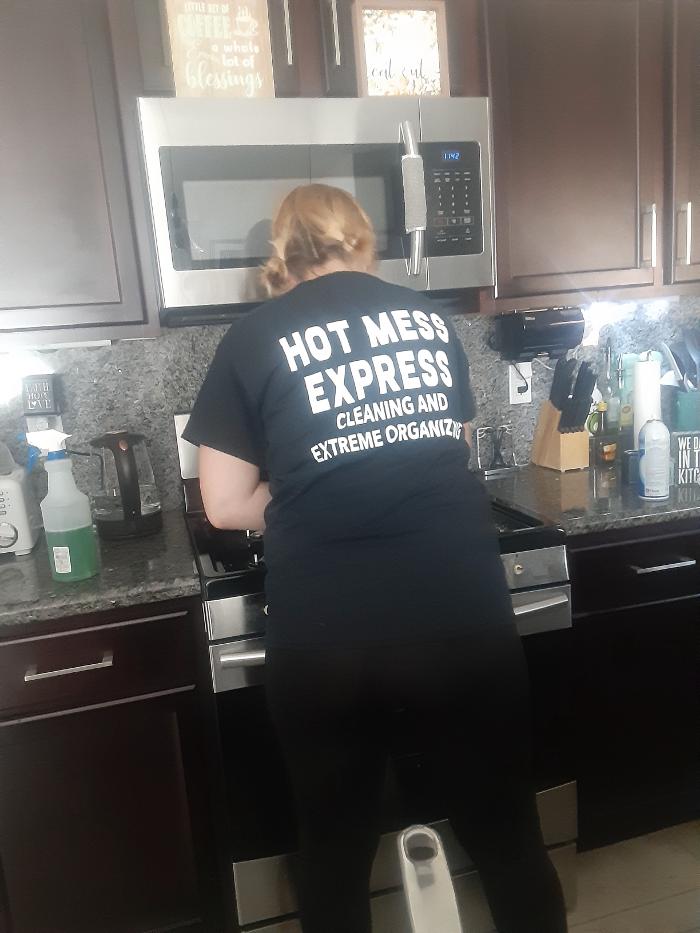 Hot Mess Express Cleaning - Fort Mohave, AZ